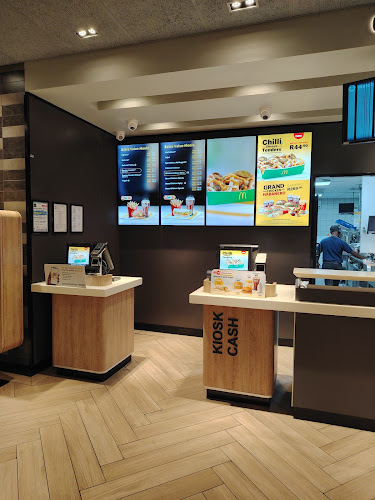 McDonald's Beaufort West Drive-Thru - Hospitality and gastronomy