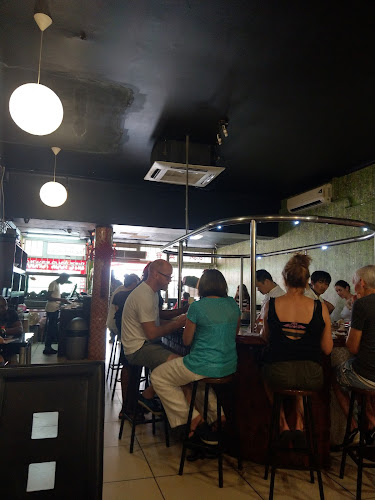 Comentarii opinii despre Bite Your Tongue