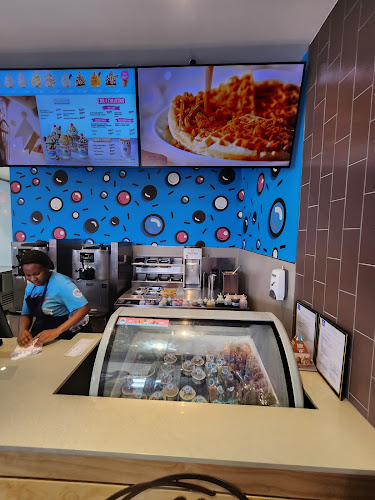 Comentarii opinii despre Milky Lane