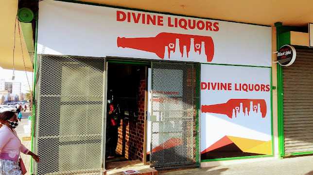 DIVINE LIQUORS