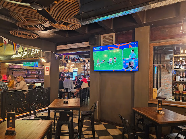 Jackson and Black Grill & Pizzeria | PAARL - Hospitality and gastronomy