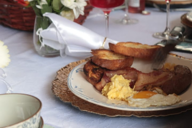 Lamb Loves Thyme - Thembisa