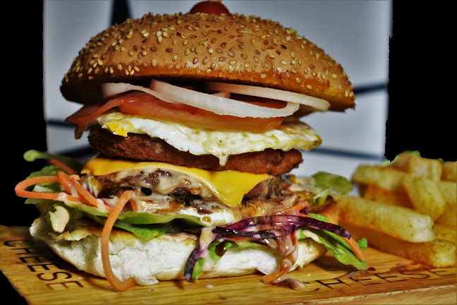 Atom Foods - Hospitality and gastronomy