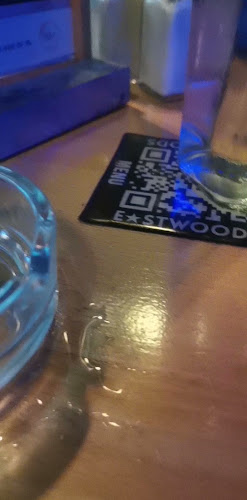 Opinii despre Her Majesty Pub & Restaurant în Pretoria - Hospitality and gastronomy