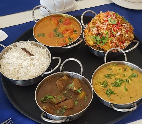 Comentarii opinii despre Brother Curry house