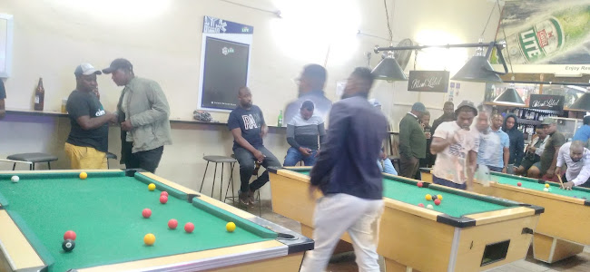 Comentarii opinii despre New Rainbow Cafe