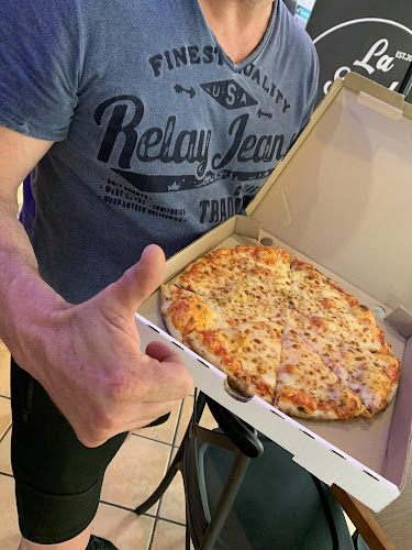 La Strada Cafe - Italian Street Food - Edenvale