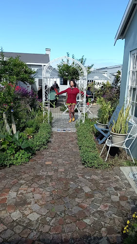 Art Café on Queen - Hospitality and gastronomy