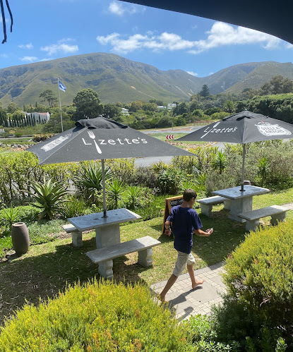 Comentarii opinii despre Lizette's Kitchen Bar & Restaurant