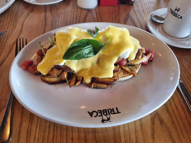 Opinii despre TriBeCa Standard în Pretoria - Hospitality and gastronomy