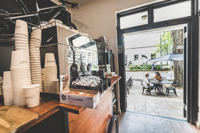 Comentarii opinii despre SOX Footwear & MOOD Coffee Bar