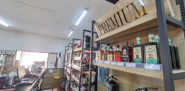 and, 4th Ave, 2nd St, Marlands, Germiston, 1401