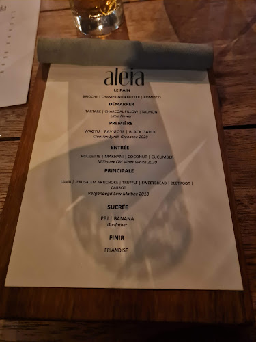 Comentarii opinii despre Alēia