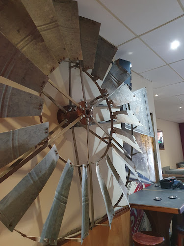 Comentarii opinii despre Windpomp Pub And Grill