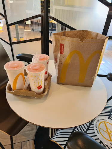 Comentarii opinii despre McDonald's Standerton Drive-Thru