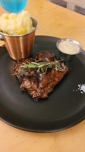 Manor House, Florida Fields, 295 Florida Rd, Morningside, Durban, 4001