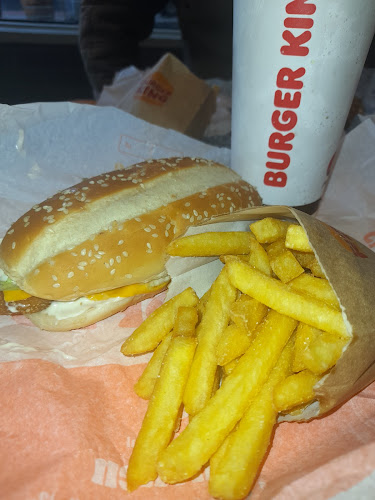 Comentarii opinii despre Burger King Long Street (Halaal)