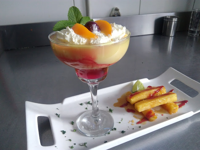 Comentarii opinii despre Ekhaya Corner Buy & Braai