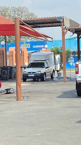 H20 Pub & Carwash - Hospitality and gastronomy