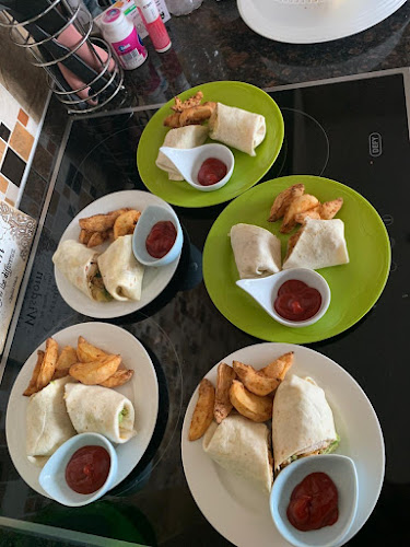 Thokozanibongi - Hospitality and gastronomy