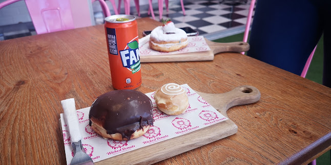 Comentarii opinii despre Wicked Donuts.