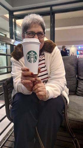 Comentarii opinii despre Starbucks | Delcairn Centre Kloof