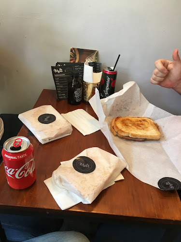 Melt Cafe - Hospitality and gastronomy