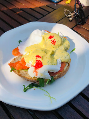 Comentarii opinii despre Neighbourhood Cafe & bar