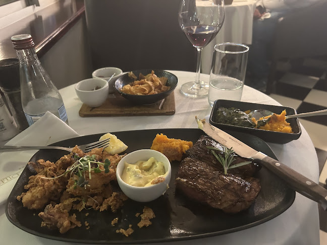 Opinii despre The Hussar Grill Mouille Point în Cape Town - Hospitality and gastronomy