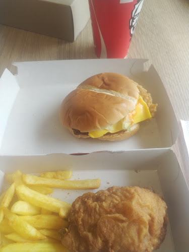 KFC Meadowdale - Hospitality and gastronomy