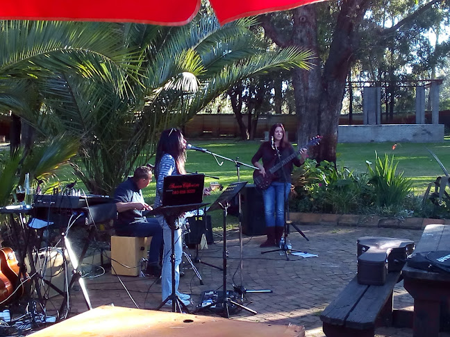 Opinii despre GrubsUp Atlantis Takeaways în Cape Town - Hospitality and gastronomy