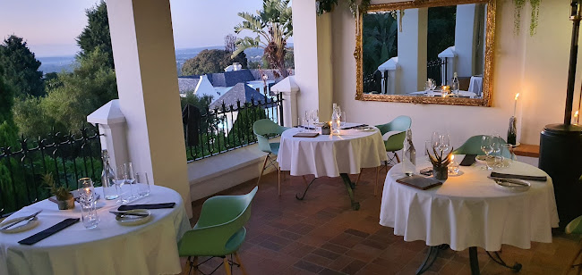 Alēia - Hospitality and gastronomy