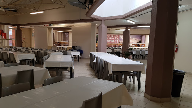 Voorhuis Dining Hall