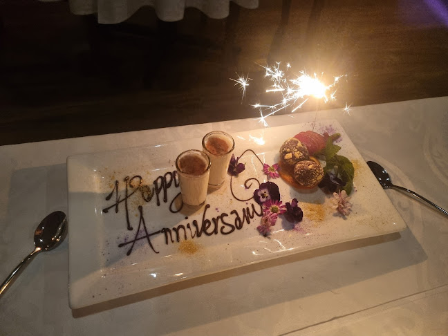 Pachas Restaurant - Hospitality and gastronomy