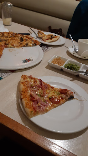 Opinii despre Panarottis Lakeside Mall în Benoni - Hospitality and gastronomy