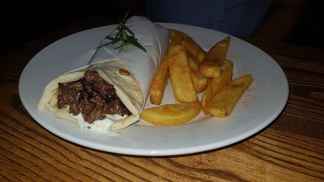 Platia Restaurant - Hospitality and gastronomy