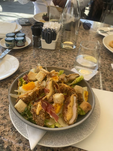 Garden Lounge at The Vineyard Hotel - Cape Town