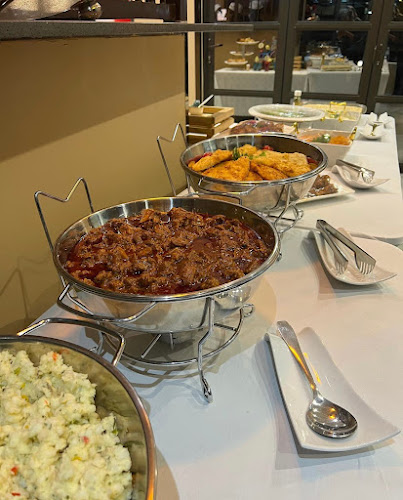 Comentarii opinii despre Busy Corner Lounge and Carwash