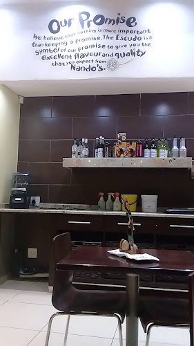 Nando's Brits Drive Thru