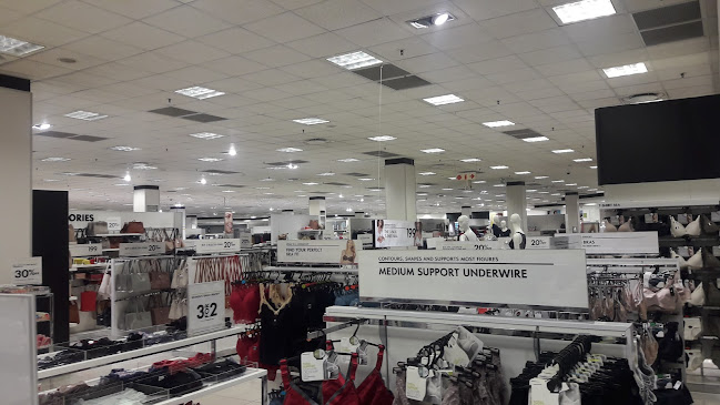 WOOLWORTHS FOOD MARKET Lakeside Mall - Hospitality and gastronomy