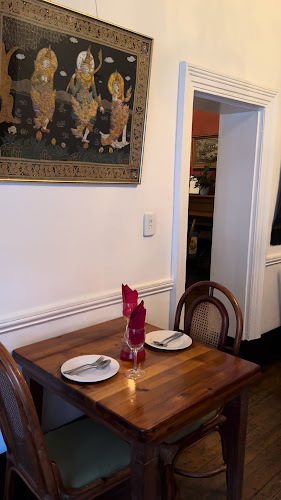 Comentarii opinii despre Yindee's best traditional Thai food in Kloof street dining district