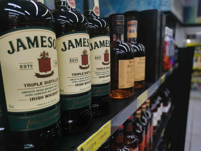 Wes Coast Liquor - Hospitality and gastronomy