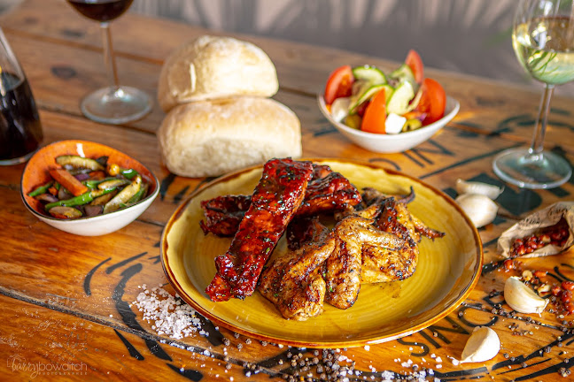 Mozambik Ferndale - Hospitality and gastronomy