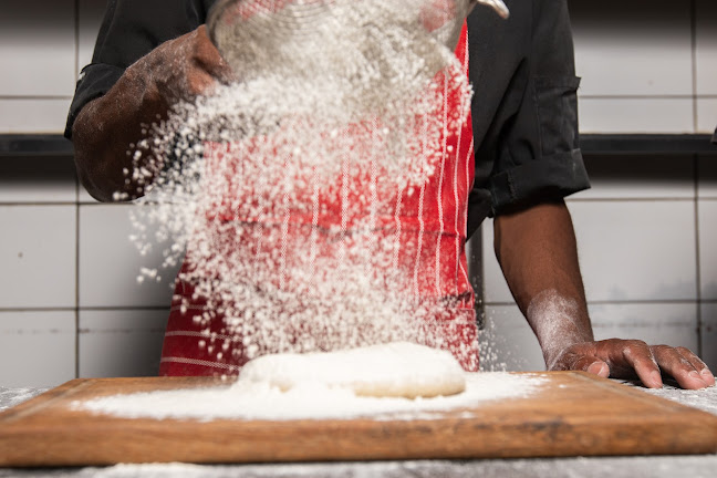 Opinii despre Dough Boys Pizza Base Company în Cape Town - Hospitality and gastronomy