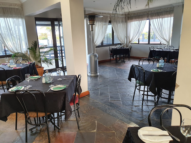 Opinii despre Shanna's Portuguese Restaurant în Gqeberha - Hospitality and gastronomy