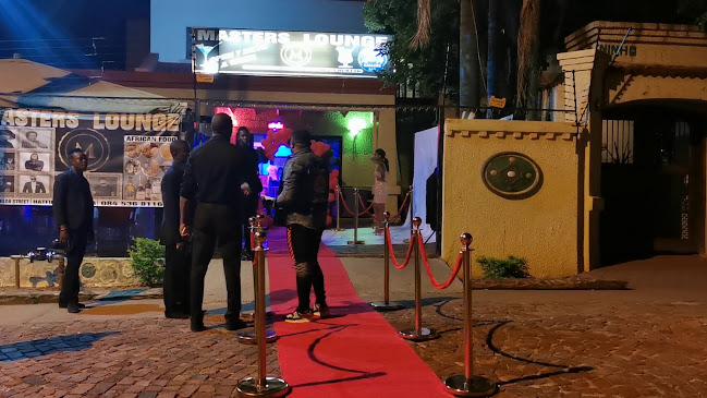 Comentarii opinii despre MASTA LOUNGE