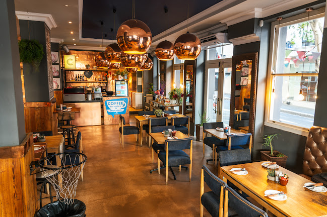 Grand Deli - Cape Town