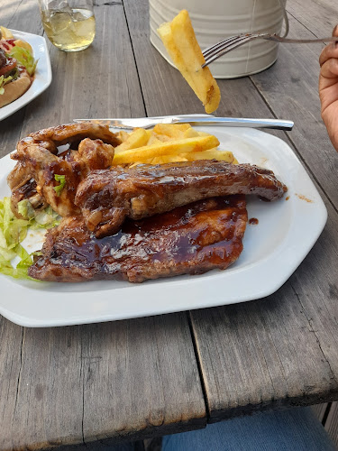 Comentarii opinii despre DAM Pub and Diner.