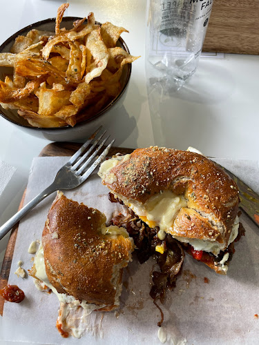 Shop 004, Cnr Atholl &, Blubird Centre, Park Rd, Birnam, Johannesburg, 2196