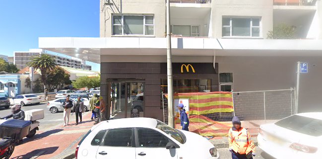 Opinii despre McDonald's Long Street în Cape Town - Hospitality and gastronomy